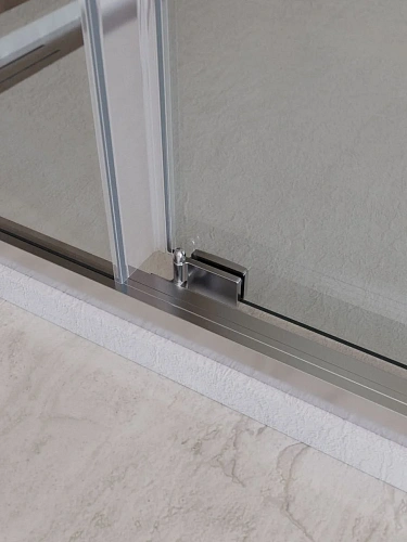 Душевая дверь CEZARES LUX-B-FS-11-100-C-CR 100 см, профиль хром, стекло прозрачное Душевая дверь CEZARES LUX-B-FS-11-100-C-CR 100 см, профиль хром, стекло прозрачное