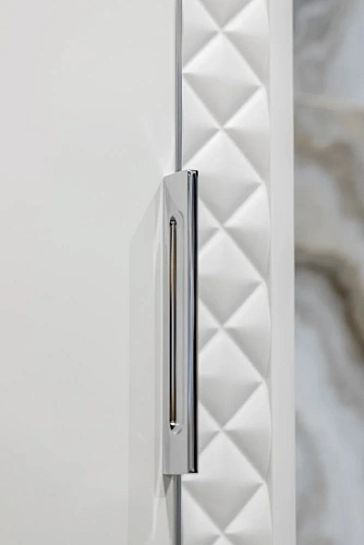 Шкаф-пенал Armadi Art ROMBO 779-WCR белый матовый/хром Шкаф-пенал Armadi Art ROMBO 779-WCR белый матовый/хром