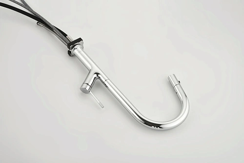 Смеситель для кухни AQUAme Cucina AQM9905CR с выдвижным изливом, с подключением к фильтру с питьевой водой, хром Смеситель для кухни AQUAme Cucina AQM9905CR с выдвижным изливом, с подключением к фильтру с питьевой водой, хром