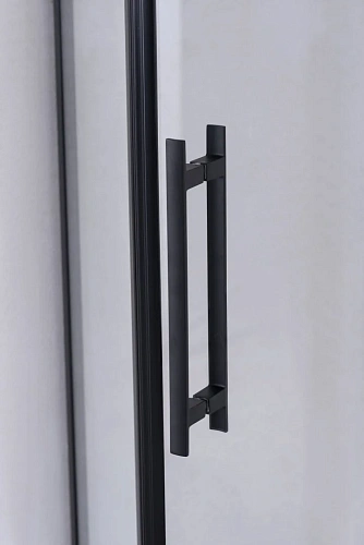 Душевой уголок Niagara Nova NG-6801-08 BLACK (90x90x195) квадратная, дверь распашная, 68010811BLACK Душевой уголок Niagara Nova NG-6801-08 BLACK (90x90x195) квадратная, дверь распашная, 68010811BLACK