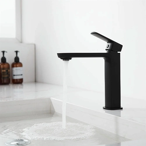 Смеситель для раковины Vincea Next VBF-1N1MB черный Смеситель для раковины Vincea Next VBF-1N1MB черный