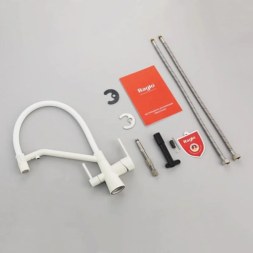 Смеситель для кухни Raglo R80.62.08 с гибким изливом с подключением к фильтру, белый Смеситель для кухни Raglo R80.62.08 с гибким изливом с подключением к фильтру, белый