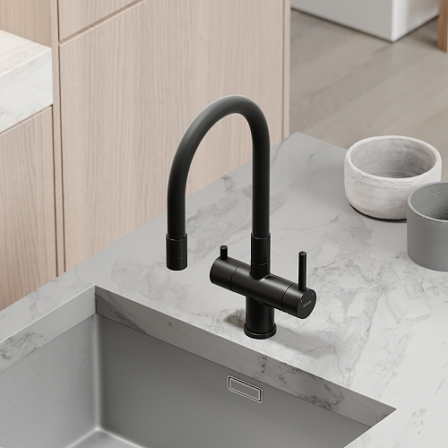 Смеситель для кухни Sancos Lucia SC4004MB под фильтр, черный матовый Смеситель для кухни Sancos Lucia SC4004MB под фильтр, черный матовый
