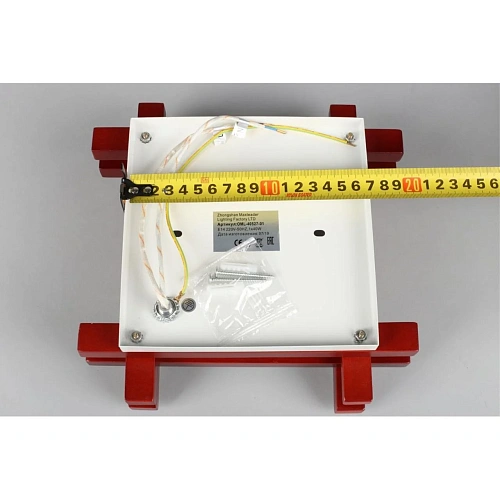 Светильник настенно-потолочный Omnilux Carvalhos OML-40527-01 Светильник настенно-потолочный Omnilux Carvalhos OML-40527-01