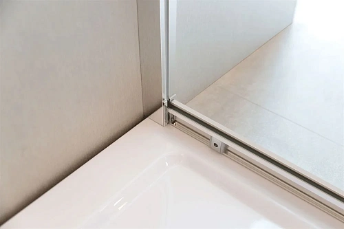 Душевой уголок Vincea Scala VSS-2SC800CL, 800x800, хром, стекло прозрачное Душевой уголок Vincea Scala VSS-2SC800CL, 800x800, хром, стекло прозрачное