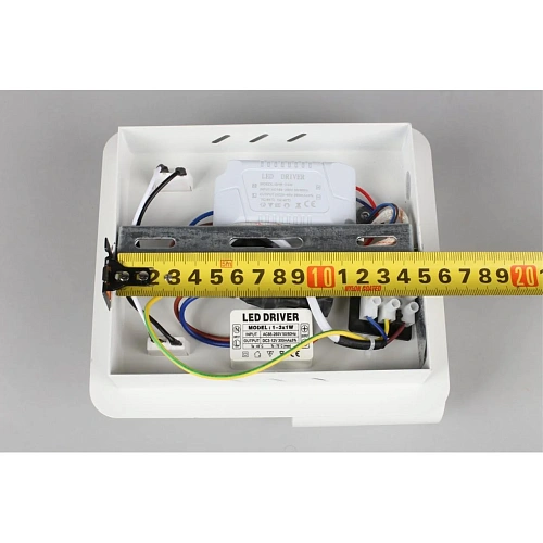 Светильник настенный (Бра) Omnilux Rocchette OML-12301-02 Светильник настенный (Бра) Omnilux Rocchette OML-12301-02