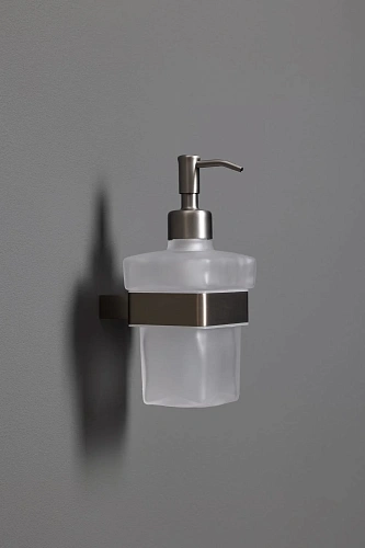 Дозатор жидкого мыла Allen Brau Infinity 6.21006-BN никель браш Дозатор жидкого мыла Allen Brau Infinity 6.21006-BN никель браш