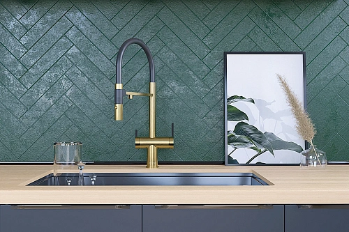 Смеситель для кухни Paulmark Gravity золото Gr213888-G Смеситель для кухни Paulmark Gravity золото Gr213888-G