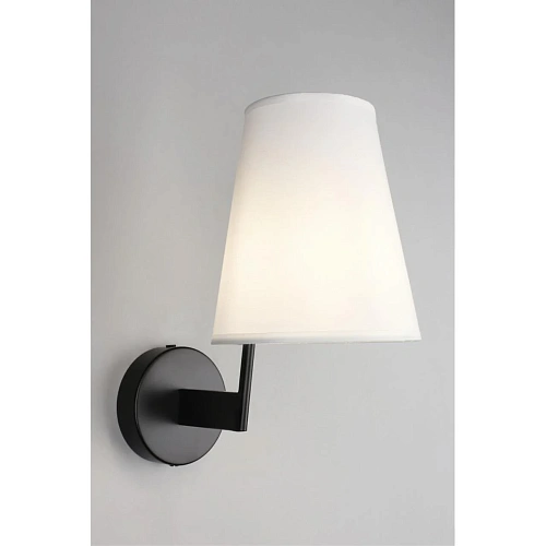 Светильник настенный (Бра) Omnilux Camlez OML-68611-01 Светильник настенный (Бра) Omnilux Camlez OML-68611-01