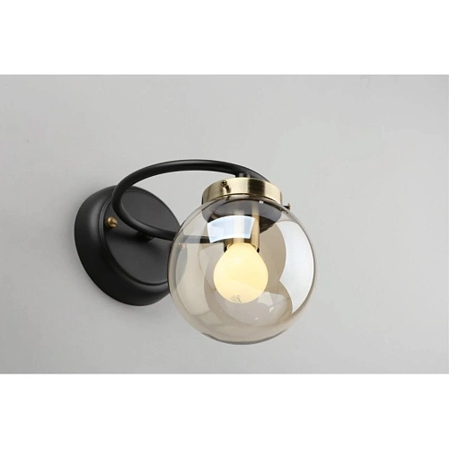 Светильник настенный (Бра) Omnilux Sorrento OML-94001-01 Светильник настенный (Бра) Omnilux Sorrento OML-94001-01