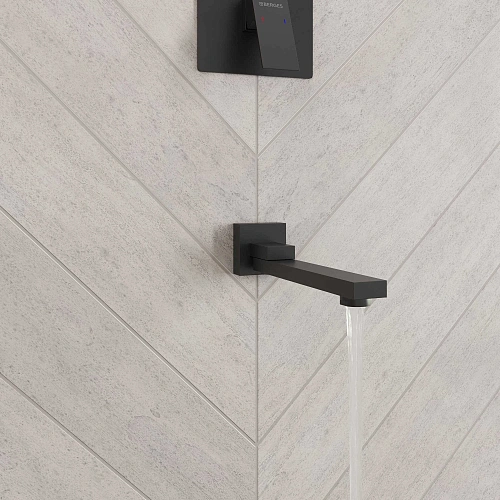 Душевая система BERGES NARDIS 3S встраиваемая, поворотный излив, черный матовый 071011 Душевая система BERGES NARDIS 3S встраиваемая, поворотный излив, черный матовый 071011