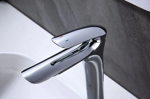 Смеситель для раковины ArtDecco Vogue AVG030CPF хром Смеситель для раковины ArtDecco Vogue AVG030CPF хром