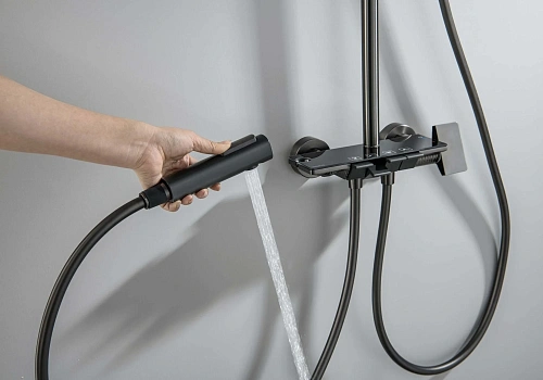 Душевая система Aquatek ПОЛАРИС AQ3040BGM оружейная сталь Душевая система Aquatek ПОЛАРИС AQ3040BGM оружейная сталь