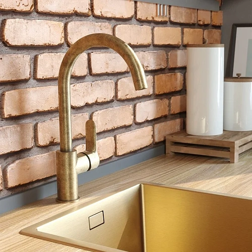 Смеситель для кухни Iddis Cuba CU2LBJ0i05, состаренная латунь Смеситель для кухни Iddis Cuba CU2LBJ0i05, состаренная латунь