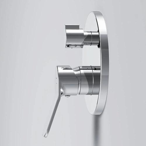 Переключатель потоков AM.PM X-Joy F85A55000 встраиваемый на 3 потребителя, хром Переключатель потоков AM.PM X-Joy F85A55000 встраиваемый на 3 потребителя, хром