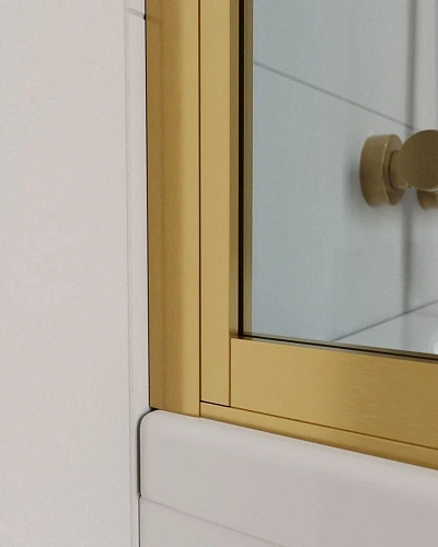 Шторка на ванну CEZARES SLIDER-VF-11-90/150-C-BORO 90см стекло прозрачное, профиль брашированное золото Шторка на ванну CEZARES SLIDER-VF-11-90/150-C-BORO 90см стекло прозрачное, профиль брашированное золото