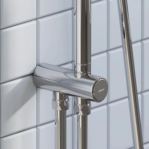 Душевая система Damixa Merkur 940000000 верхний душ 310x200 мм штанга 1050-1450, хром Душевая система Damixa Merkur 940000000 верхний душ 310x200 мм штанга 1050-1450, хром