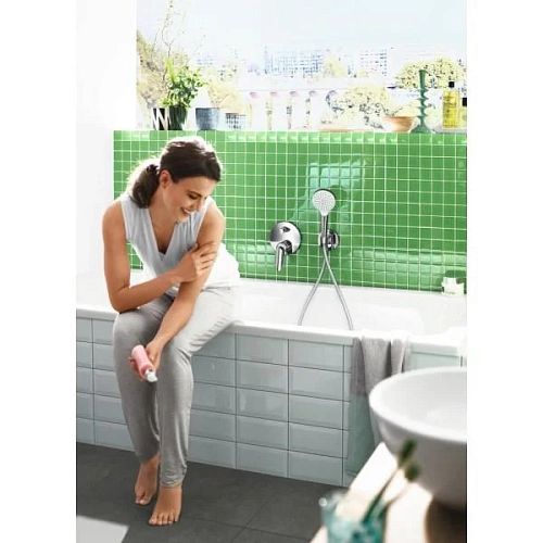 Душевая лейка hansgrohe Crometta 100 1jet 26825400 Душевая лейка hansgrohe Crometta 100 1jet 26825400