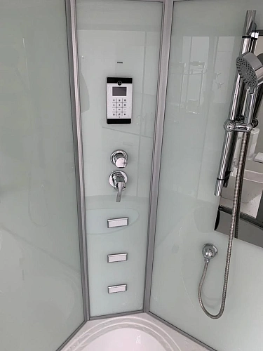 Душевая кабина Frank F651 2015225 130x130 Душевая кабина Frank F651 2015225 130x130