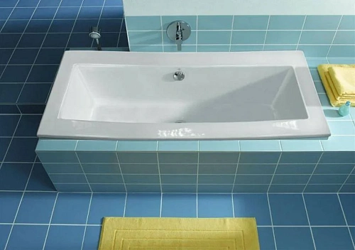 Ванна из искусственного камня Astra-Form Нагано, белая 183998 Ванна из искусственного камня Astra-Form Нагано, белая 183998