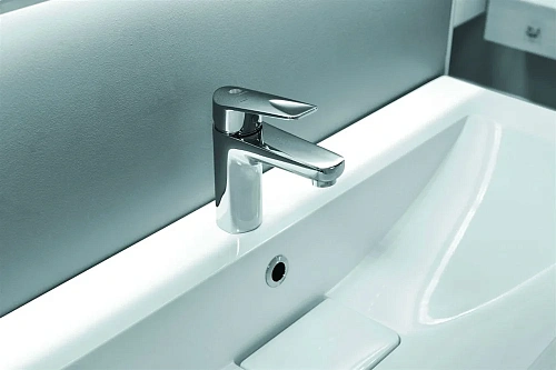 Смеситель для раковины Orange Flipo M23-021cr Смеситель для раковины Orange Flipo M23-021cr