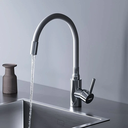 Смеситель для кухни Dorff Logic D3007633 с гибким изливом, белый Смеситель для кухни Dorff Logic D3007633 с гибким изливом, белый