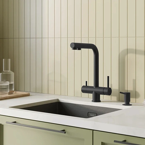 Смеситель для кухни IDDIS Umbra (UMBBLPFi05) с выдвижным изливом и каналом для фильтра, черный матовый Смеситель для кухни IDDIS Umbra (UMBBLPFi05) с выдвижным изливом и каналом для фильтра, черный матовый
