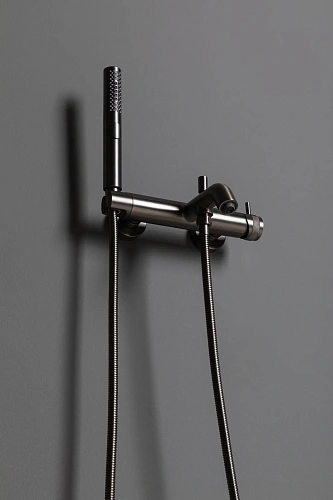 Смеситель для ванны Allen Brau Priority 5.31D10-MG графит браш Смеситель для ванны Allen Brau Priority 5.31D10-MG графит браш