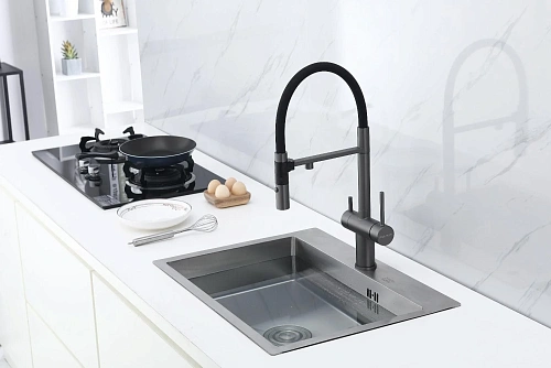 Смеситель для кухни Paulmark Gravity вороненая сталь Gr213888-GM Смеситель для кухни Paulmark Gravity вороненая сталь Gr213888-GM