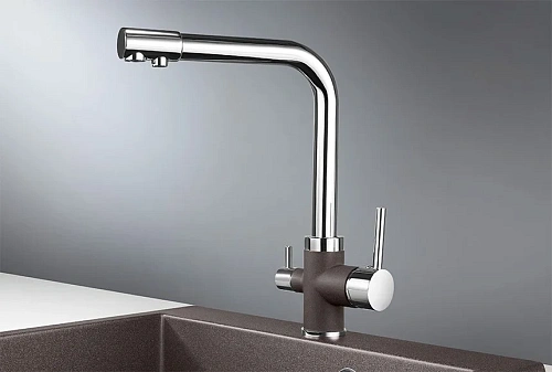 Смеситель для кухни Granula 3015, XРОМ/ЭСПРЕССО Смеситель для кухни Granula 3015, XРОМ/ЭСПРЕССО