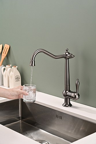 Смеситель для кухни Paulmark Retro вороненая сталь Re213226-GM Смеситель для кухни Paulmark Retro вороненая сталь Re213226-GM