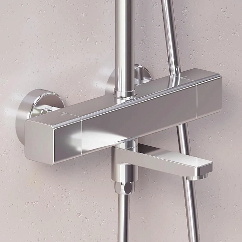 Душевая система Damixa Gala 953810000 с термостом, хром Душевая система Damixa Gala 953810000 с термостом, хром