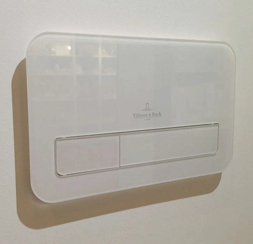 Клавиша смыва Villeroy & Boch ViConnect 9224 00 RE (922400RE) (стекло, белый глянцевый) Клавиша смыва Villeroy & Boch ViConnect 9224 00 RE (922400RE) (стекло, белый глянцевый)