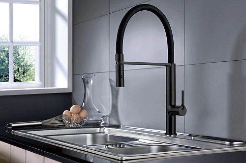 Смеситель для кухни Vincea VKF-114MB, черный Смеситель для кухни Vincea VKF-114MB, черный