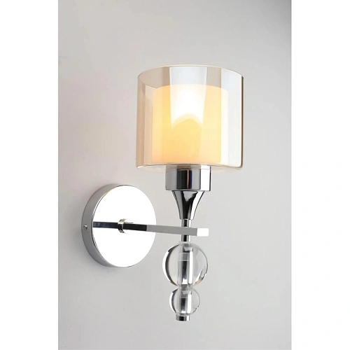 Светильник настенный (Бра) Omnilux Aprica OML-70801-01 Светильник настенный (Бра) Omnilux Aprica OML-70801-01