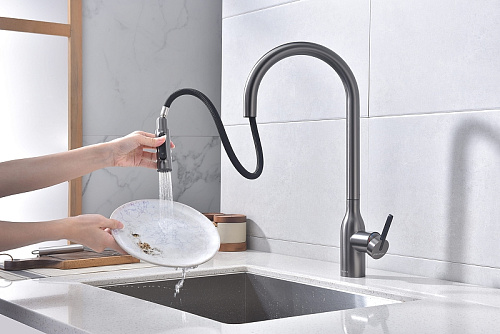 Смеситель для кухни Paulmark Universal вороненая сталь Un213880-GM Смеситель для кухни Paulmark Universal вороненая сталь Un213880-GM