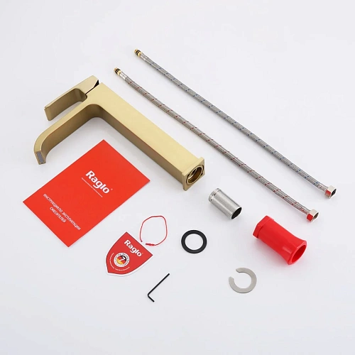 Смеситель для раковины Raglo R02.15.03, сатин золотой Смеситель для раковины Raglo R02.15.03, сатин золотой