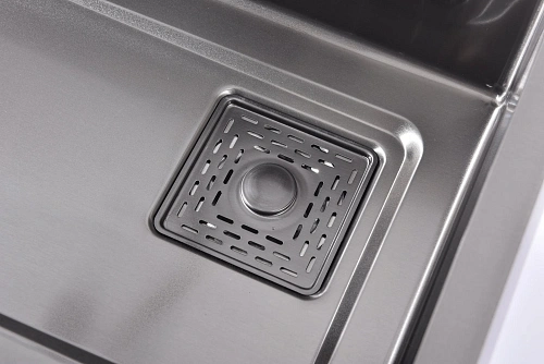 Кухонная мойка ArtDecco Elegant Flow 68 AEF116846 графит, из нержавеющей стали Кухонная мойка ArtDecco Elegant Flow 68 AEF116846 графит, из нержавеющей стали