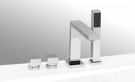 Смеситель на борт ванны Vega Quadro Lux (4 элемента) 910305025 Смеситель на борт ванны Vega Quadro Lux (4 элемента) 910305025