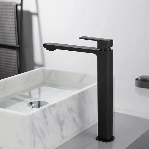 Смеситель для раковины Vincea Next VBF-1N2MB черный Смеситель для раковины Vincea Next VBF-1N2MB черный