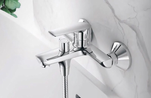 Смеситель для ванны Haiba HB60563, хром Смеситель для ванны Haiba HB60563, хром