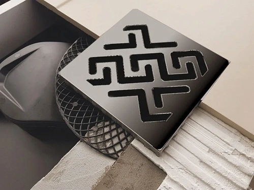 Душевой трап BERGES PLATZ Antik 100х100, хром глянец, S-сифон D50 H60 боковой 091160 Душевой трап BERGES PLATZ Antik 100х100, хром глянец, S-сифон D50 H60 боковой 091160