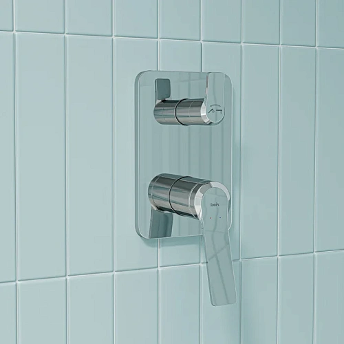 Душевая система IDDIS Parker PARSB02i67 встраиваемая, глянцевый хром Душевая система IDDIS Parker PARSB02i67 встраиваемая, глянцевый хром