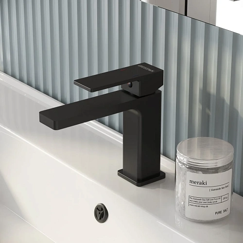 Смеситель для раковины GROSSMAN Style 510.K35.05.210 черный матовый Смеситель для раковины GROSSMAN Style 510.K35.05.210 черный матовый