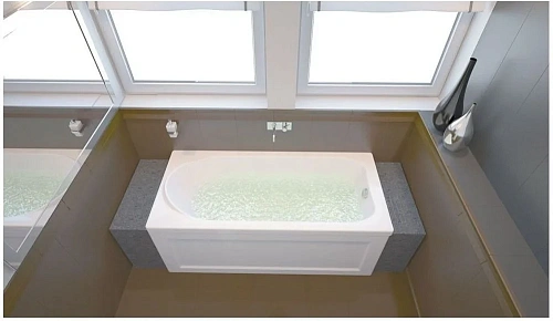 Акриловая ванна Aquanet West 140x70 (+ шторка Aquanet Alfa 4 NF6222-pivot) 00204052 + 00196049 Акриловая ванна Aquanet West 140x70 (+ шторка Aquanet Alfa 4 NF6222-pivot) 00204052 + 00196049