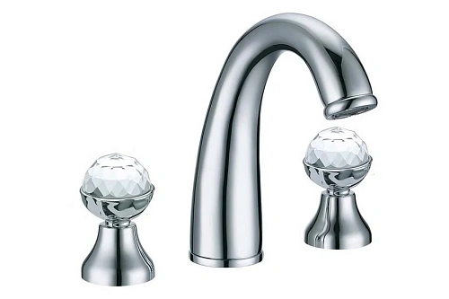 Смеситель для раковины Boheme Brillante Presente 357 на 3 отверстия Смеситель для раковины Boheme Brillante Presente 357 на 3 отверстия