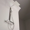 Душевая система Sancos Vos SC6100CH с термостатом, изливом, полкой, шлангом 1,5 м, верхним и ручным душем, хром Душевая система Sancos Vos SC6100CH с термостатом, изливом, полкой, шлангом 1,5 м, верхним и ручным душем, хром
