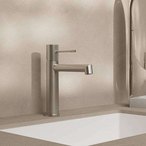 Смеситель для раковины Vincea Desire VBF-1D1BN брашированный никель Смеситель для раковины Vincea Desire VBF-1D1BN брашированный никель