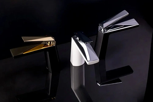 Смеситель для раковины Boheme Venturo черный-хром 371-B Смеситель для раковины Boheme Venturo черный-хром 371-B