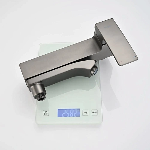 Смеситель для ванны Raglo R01.30.09, графит Смеситель для ванны Raglo R01.30.09, графит